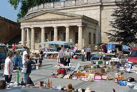 Bild: Wieder Tr&ouml;delmarkt in Sondershausen