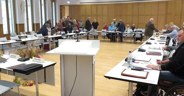 Bild: Blick in den Ratssaal