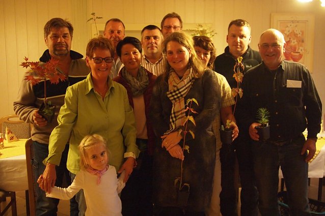Bild: Gr&uuml;ndungsmitglieder des Ahornpark Vereins