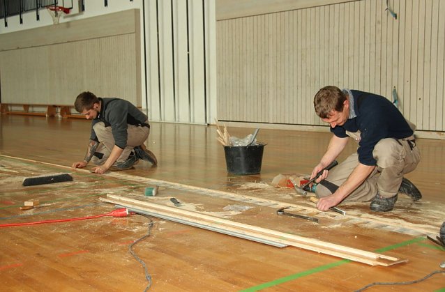 Bild: Reparaturarbeiten