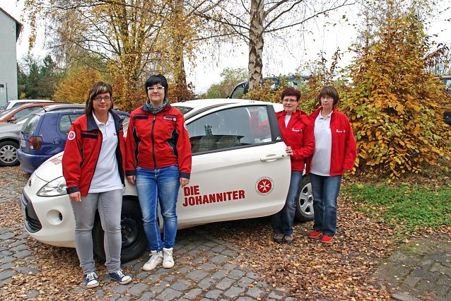 Bild: (v.li.n.re.) Rebekka Hackbarth, Stefanie Duwe, Jutta Klimm und Roswitha L&ouml;&szlig;ner fahren ab heute mit einem noch gr&ouml;&szlig;eren L&auml;cheln zu ihren Klienten.