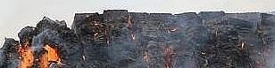 Bild: Strohfeuer