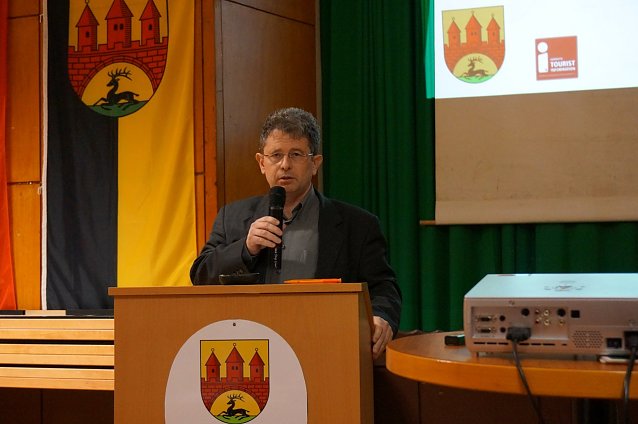 Bild: B&uuml;rgerversammlung Neustadt
