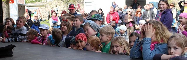 Bild: Kinderlachen am Ostersamstag soll es nicht mehr geben. Ruhe soll herrschen...