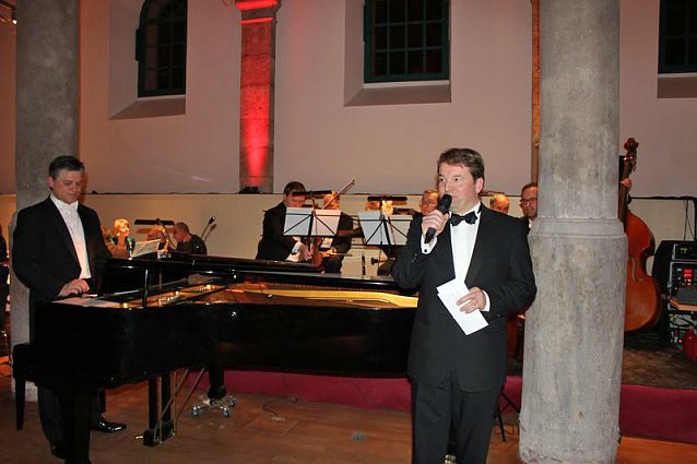Bild: nnz/kn: Ballgefl&uuml;ster mit Premiere
