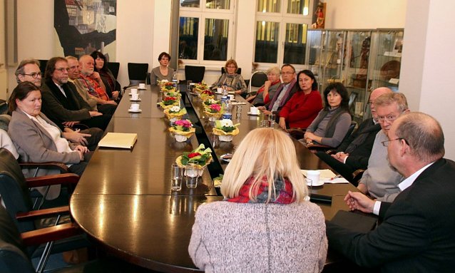 Bild: Treffen im Rathaus