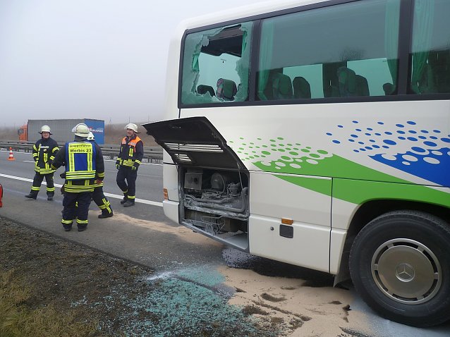 Bild: Bus brannte auf der A38