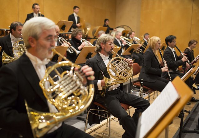 Bild: Das Loh-Orchester beendet die Saison mit Sergej Rachmaninows "Sinfonischen T&auml;nzen"