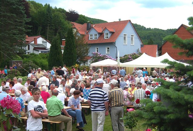 Bild: Das Rhododendronfest in S&uuml;lzhayn hat inzwischen gute Tradition 