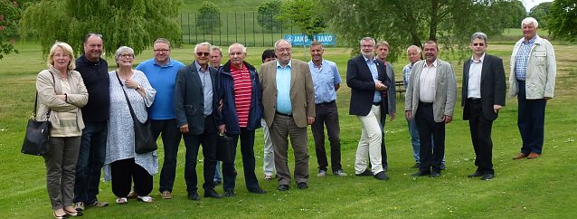 Bild: Politik auf dem Golfplatz