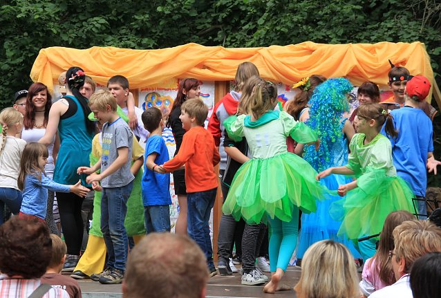Bild: Seit 20 Jahren lernen und leben Kinder und Jugendliche in der "Freien Schule am Park" des Heilp&auml;dagogischen Zentrums W&uuml;lfingerode. 