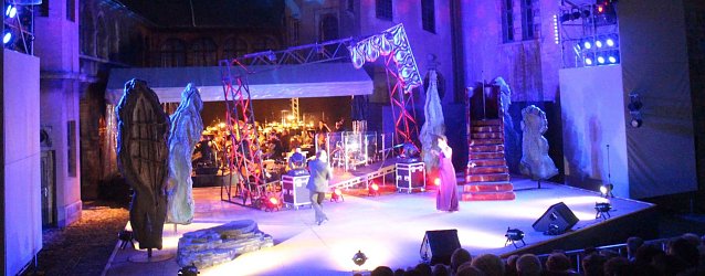 Bild: Musical Night im Sondersh&auml;user Schlosshof