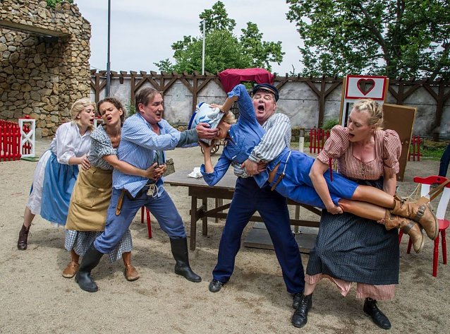 Bild: Michels Abenteuer und Sp&auml;&szlig;e sind jetzt auch im Bergtheater Thale zu sehen