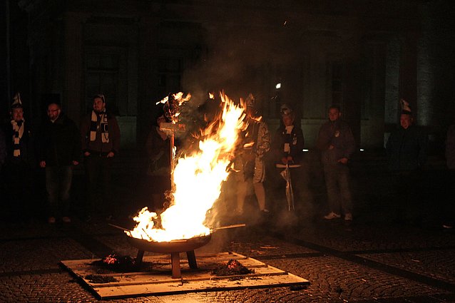 Bild: Nubbel im Flammentod