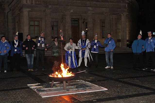 Bild: Nubbel im Flammentod
