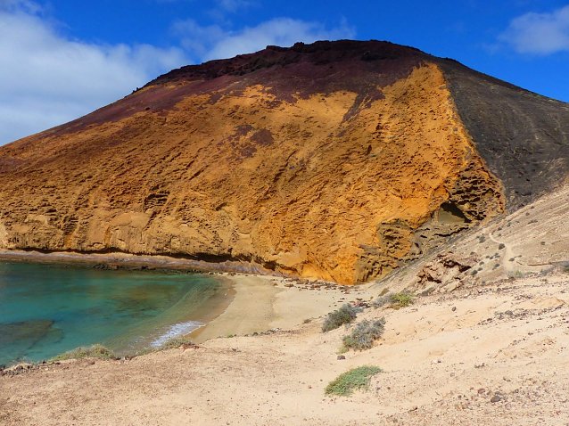 Bild: Kr&auml;ftige Farben - Eindr&uuml;cke von Lanzarote gibt es kommende Woche im Kunsthaus