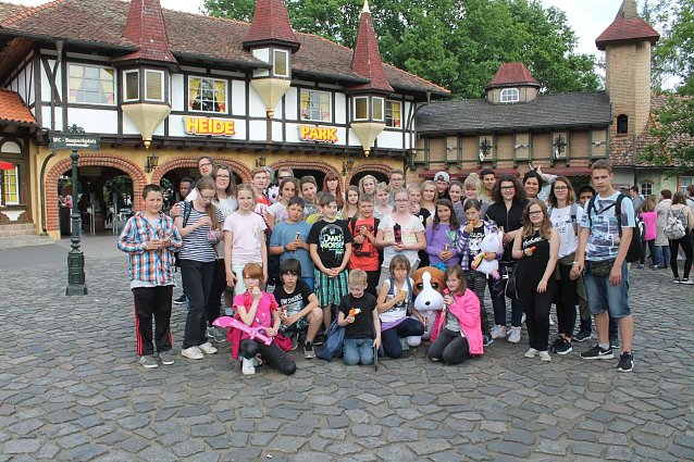 Bild: Ausflug der Regelschule Niedersachswerfen in den Heidepark