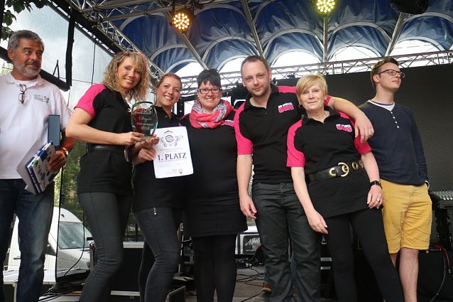Bild: Grillmeister 2016 wurde das Team des M&ouml;belhauses Boss