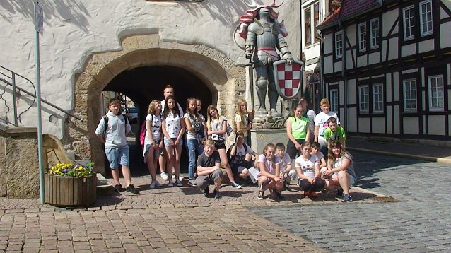 Bild: Drei Lehrerinnen und 20 Sch&uuml;ler/innen machten sich auf den langen Weg nach Bleicherode, um am Deutsch-Polnischen-Sch&uuml;leraustausch teilzunehmen