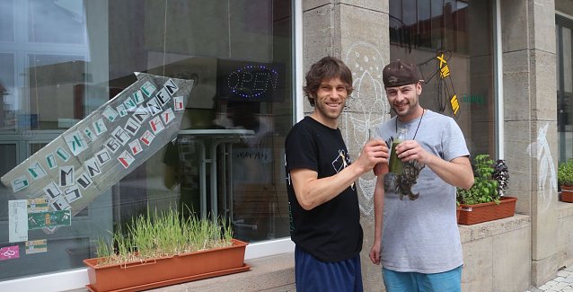 Bild: Neue, alte Lebensgeister geweckt - Martin Pfeifer und David Kotsch sind die "Smoothie-Janer"