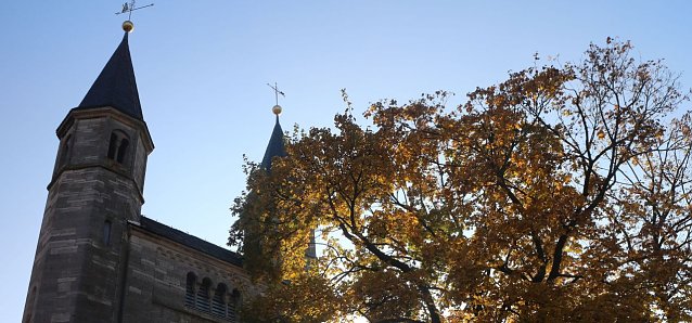 Bild: Ein Kleinod versteckt im Hinterland - die Basilika St. Gangolf in M&uuml;nchenlohra