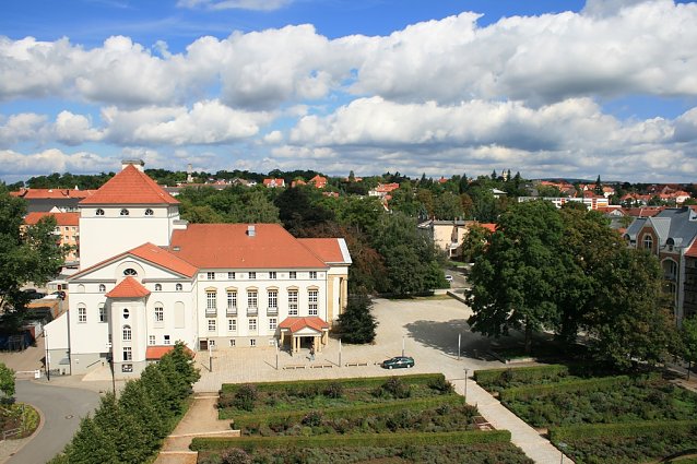 Bild: Die Kreisvolkshochschule bietet in Kooperation mit dem Theater eine F&uuml;hrung durchs Haus und die Einf&uuml;hrung in die spanische Operette (Zarzuela) Luisa Fernanda an
