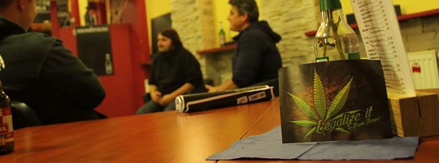 Bild: Legalize it? - im Karzer sprach man gestern mit dem Bundestagsabgeordneten Frank Tempel &uuml;ber Drogenpolitik