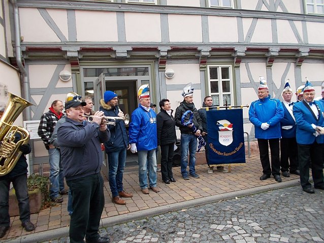 Bild: Karnevalisten &uuml;bernahmen in G&ouml;rsbach das Regiment