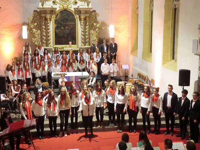 Bild: Weihnachtskonzert des Friedrich-Schiller-Gymnasiums Bleicherode