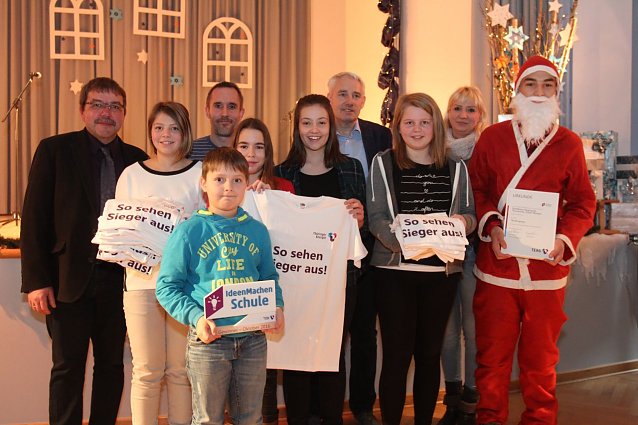 Bild: Die Regelschule Heringen wurde im Rahmen des Projekts "IdeenmachenSchule" als Leuchtturm ausgezeichnet