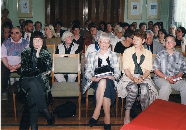 Bild: Volles Haus zur ersten Lesung - vor 20 Jahren kam Dichterin Sarah Kirsch zum ersten Mal wieder nach Nordhausen