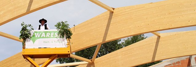 Bild: Volle Auftragsb&uuml;cher aber Nachwuchssorgen - Agentur f&uuml;r Arbeit zu Gast bei Waresa Bau