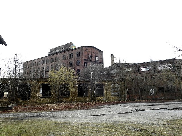 Bild: Peter Blei in der Brikettfabrik