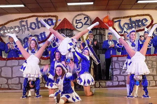 Bild: 52 Jahre Karneval in Gro&szlig;lohra � viel Schunkeln, viel Lachen, viel Applaus