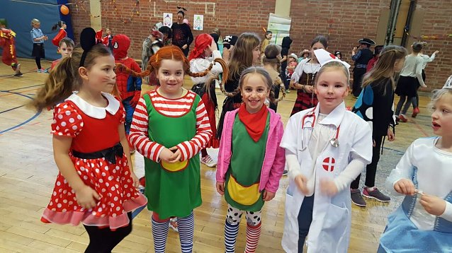 Bild: Gute Laune herrschte an der Ilfelder Grundschule bei der gro&szlig;en Faschingsfete