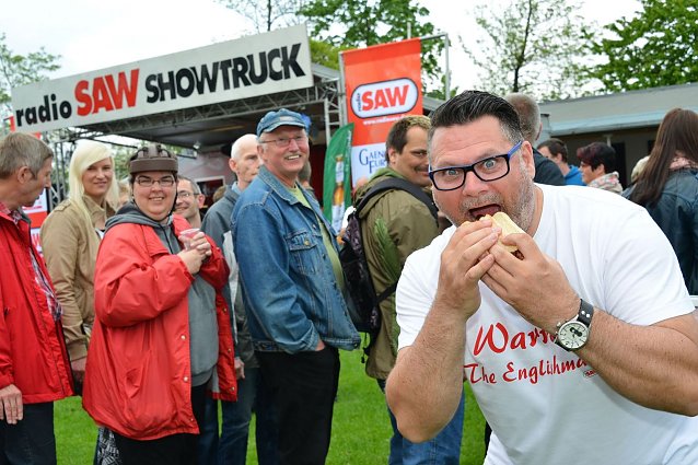 Bild: SAW Moderator Warren Green kommt nach Heringen und l&auml;utet die Grillsaison ein