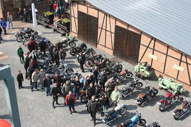 Bild: Oldtimer am R&ouml;hrigschacht