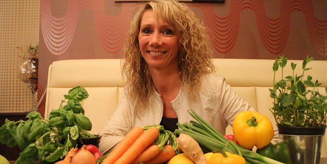 Bild: 5-Elemente - eine K&uuml;che - Kochen f&uuml;r das Wohlbefinden lehrt Helene Kempe 