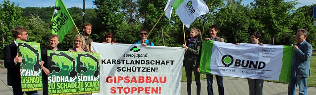 Bild: Protestaktion gegen Ausweitung Gipsabbau