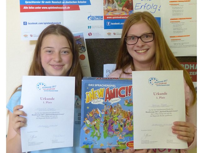 Bild: Charlott Meyer und Jasmina Rogge erreichten Platz 1. 