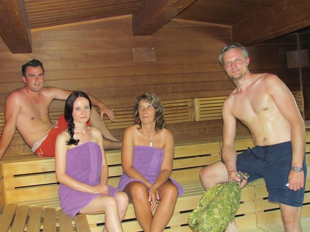 Bild: Das Badehaus holt den Sommer in die Sauna