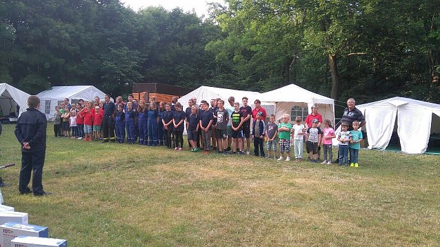 Bild: Zeltlager der Jugendfeuerwehren auf der Feuerkuppe