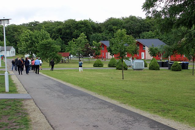 Bild: Barrierefreies Wegenetz im Ferienpark Feuerkuppe...