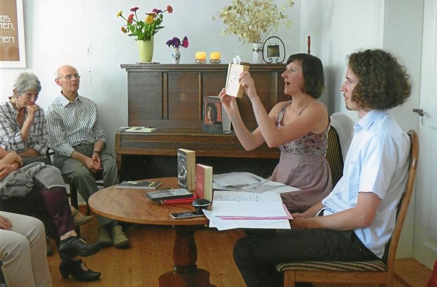Bild: Einem ungew&ouml;hnlichen, vielseitig Begabten k&ouml;nnen Besucher demn&auml;chst in der Dichterst&auml;tte Sarah Kirsch in Limlingerode in einer Lesung des Ehepaares Stefanie und Matthias Schick begegnen.