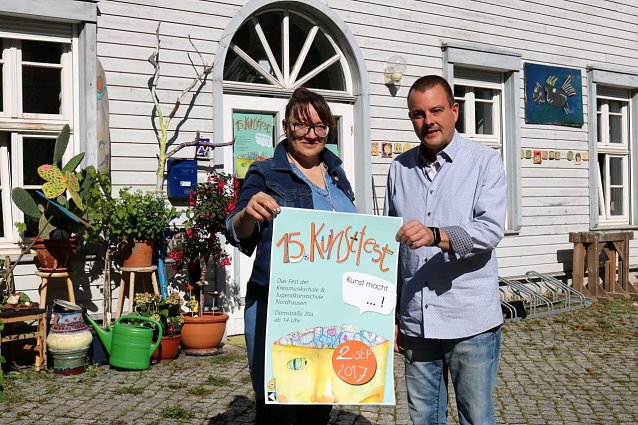 Bild: 15. Kunstfest an der Jugendkunstschule am 2. September