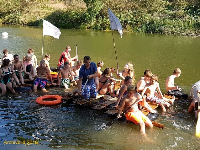 Bild: Wald- und Wasserspa&szlig; f&uuml;r Jugendfeuerwehren