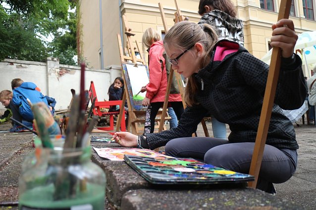 Bild: Wer mit Politik nichts am Hut haben wollte, der konnte sich auch anderweitig beim Nordh&auml;user Kunstfest austoben