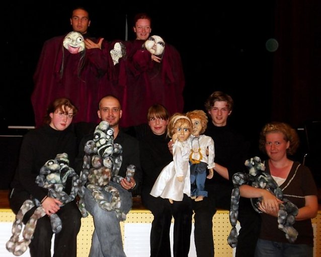 Bild: Puppen beim Festival