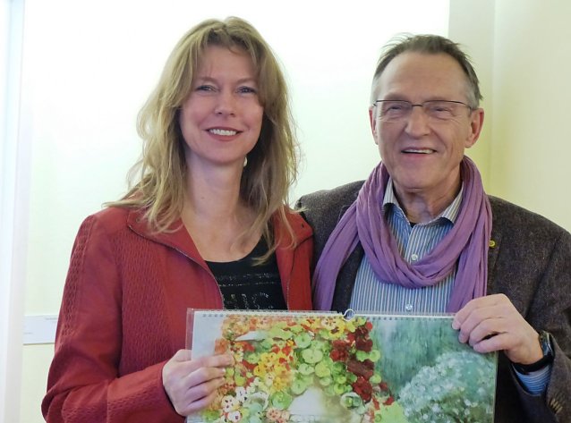 Bild: F&uuml;r ihr Engagment im Kunsthaus F&ouml;rderverein geehrt: Birgit Scholz