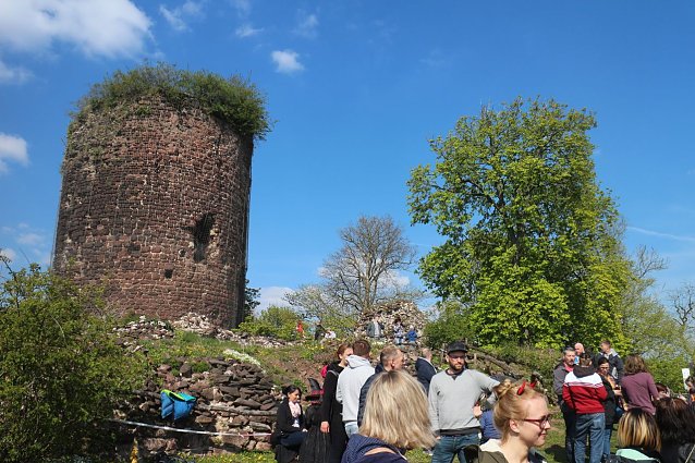 Bild: Besuchermagnet Ebersburg, Kinderwalpurgis 2017